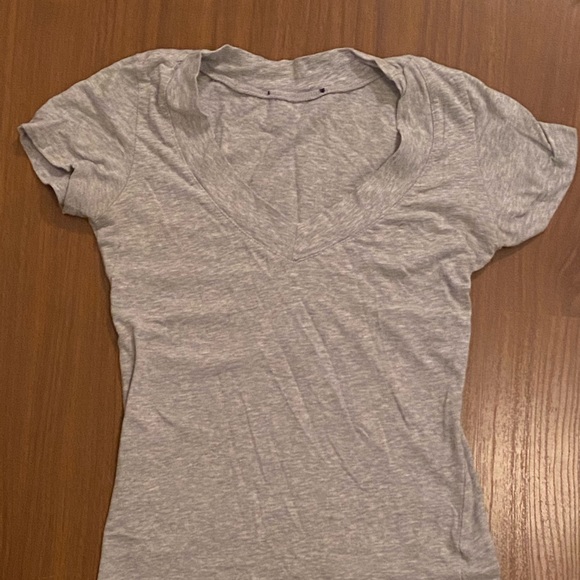 Grey V neck shirt - Picture 1 of 1